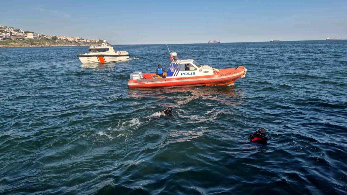 Tekirdağ'da denizde temizlik