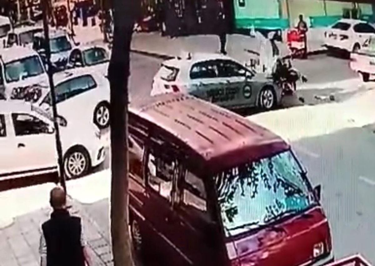 Tekirdağ'da iki kişinin yaralandığı kaza kamerada
