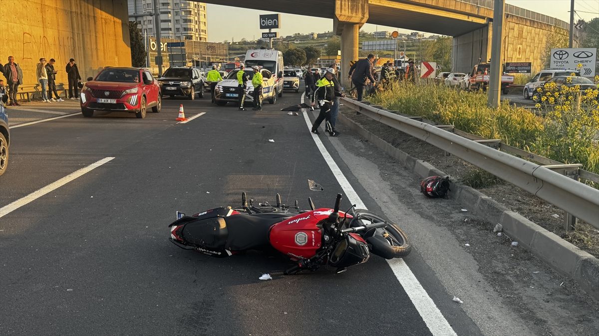 Tekirdağ'da motosikletin bariyerlere çarptığı kazada 1 kişi öldü