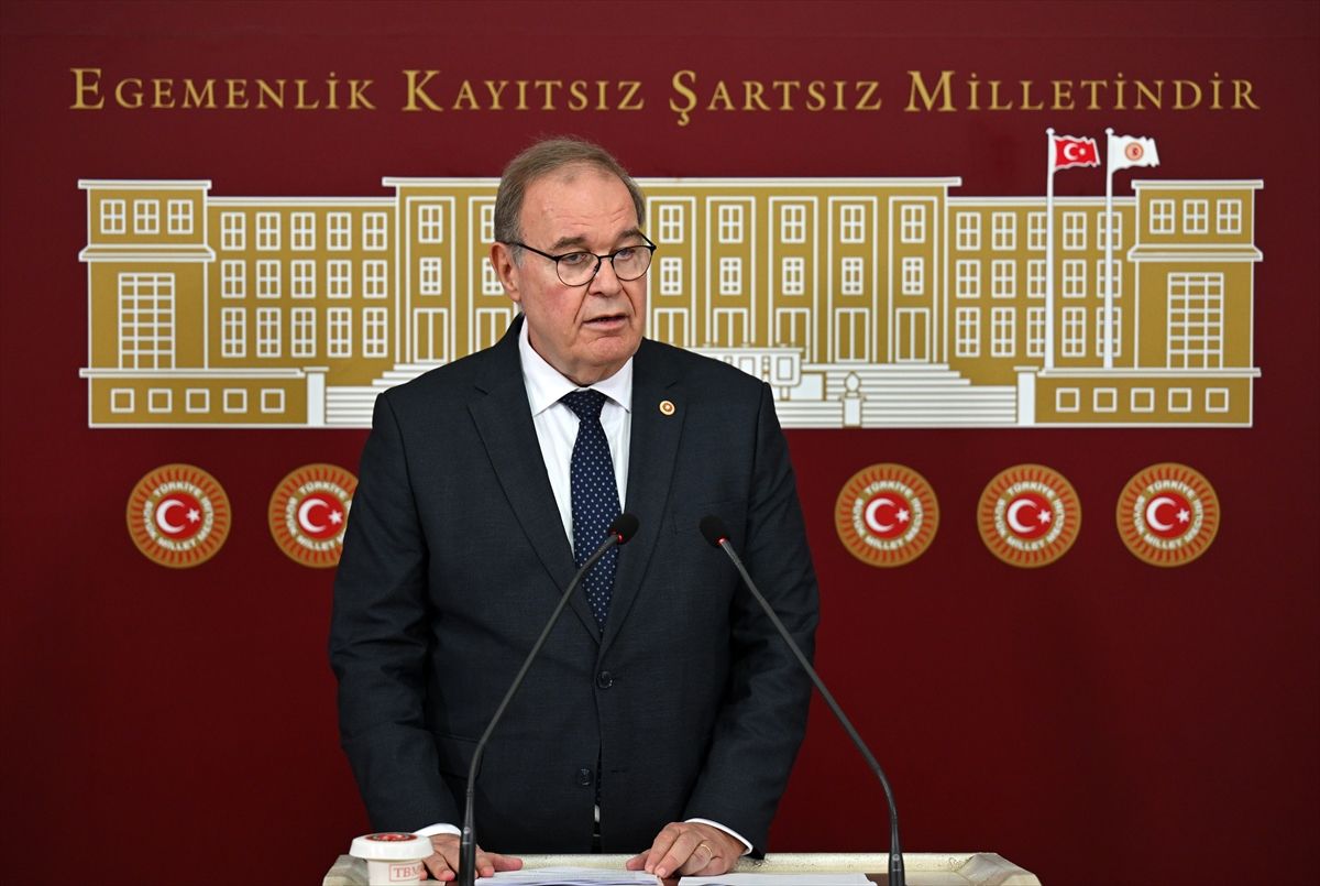 CHP'li Öztrak'tan, "Meclis'te paralel Genel Merkez oluşturulduğu" değerlendirmesi Açıklaması