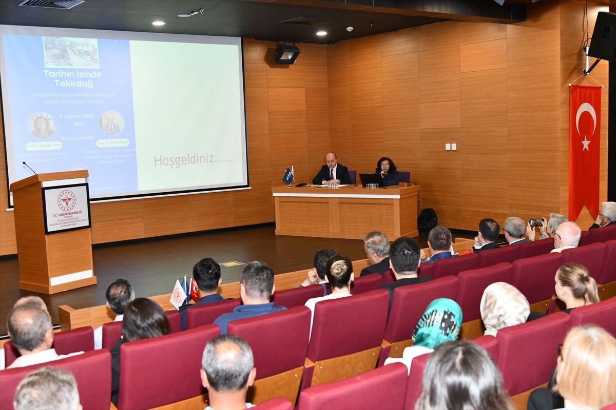 Tekirdağ'da "Tarihin İzinde Tekirdağ" konferansı düzenlendi