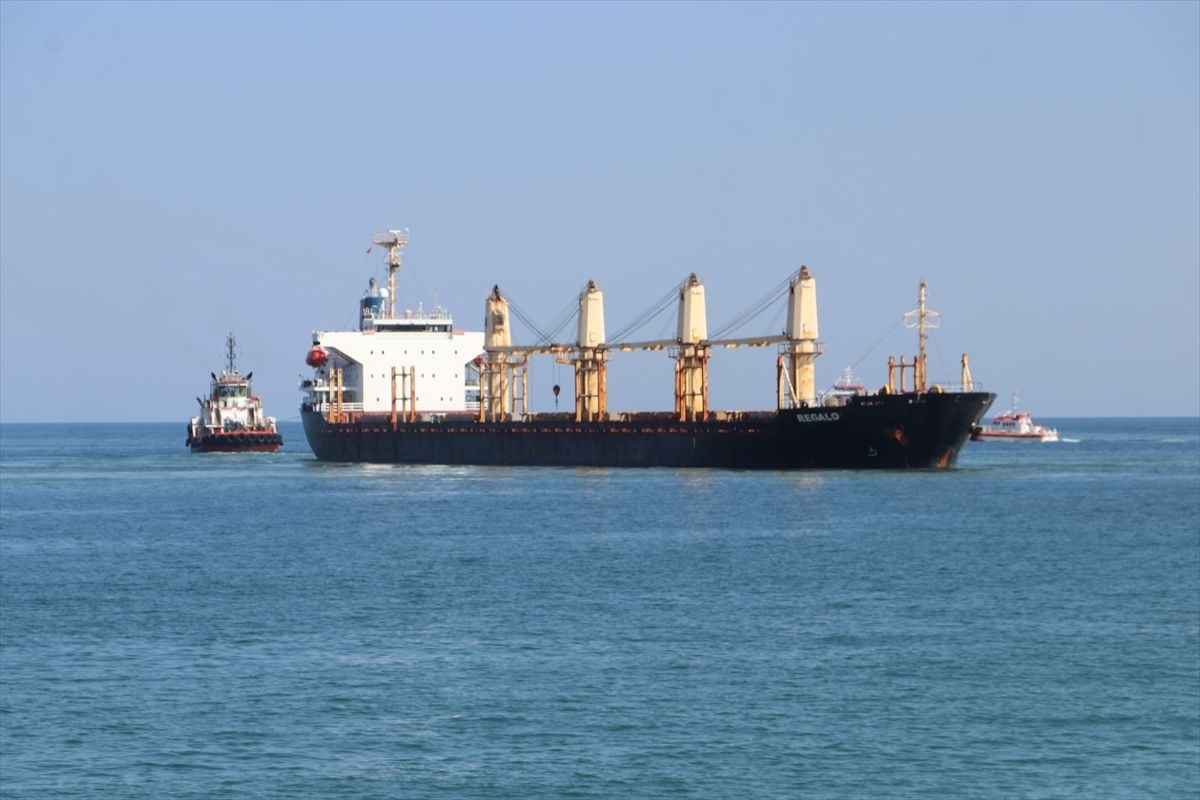 Tekirdağ'da karaya oturan gemiyi kurtarma çalışmalarına yarın devam edilecek