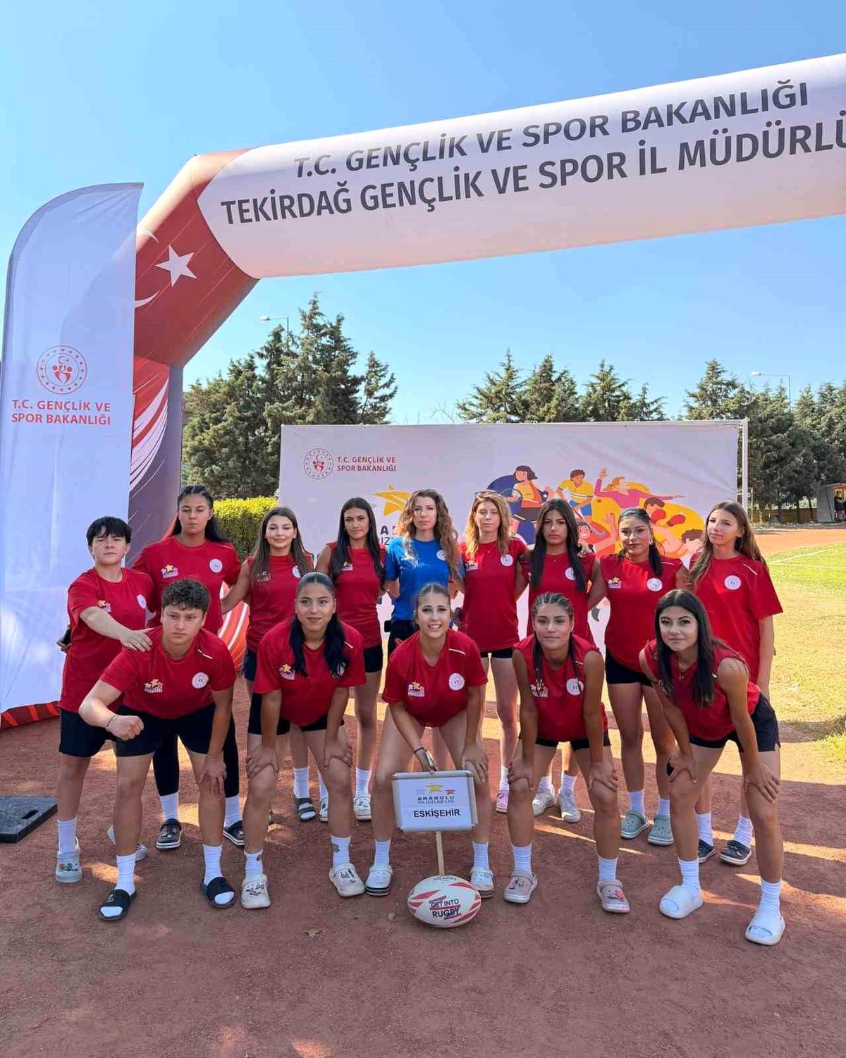 Eskişehir'in ragbi sultanları namağlup şampiyon